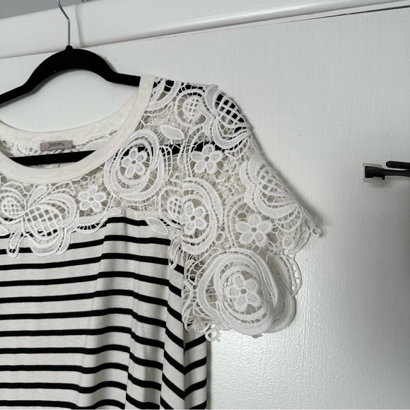 NWOT Jodifl Black White Stripe Lace Flowy Dress Medium - Picture 3 of 5